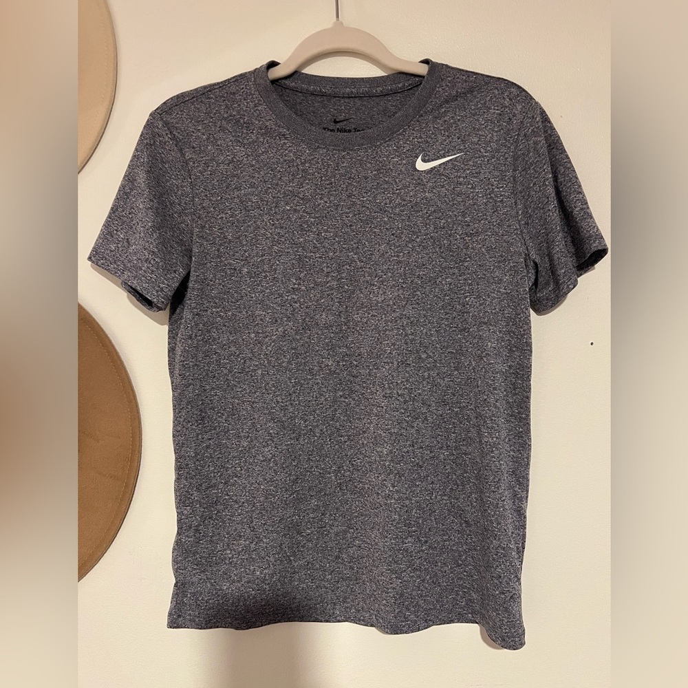 Nike Tee - Picture 4 of 7